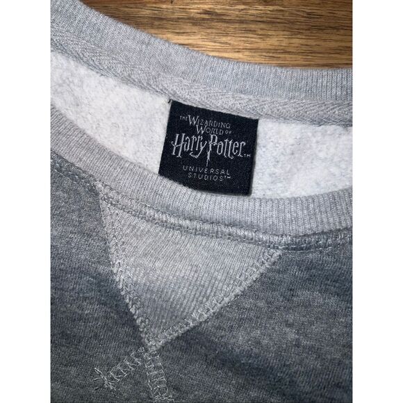 Universal Studios Gryffindor Crew Neck - Picture 3 of 3